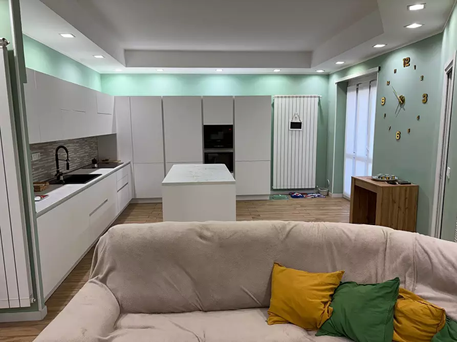 Immagine 26 di Quadrilocale in vendita  in Piazza Kennedy 17 a Beinasco