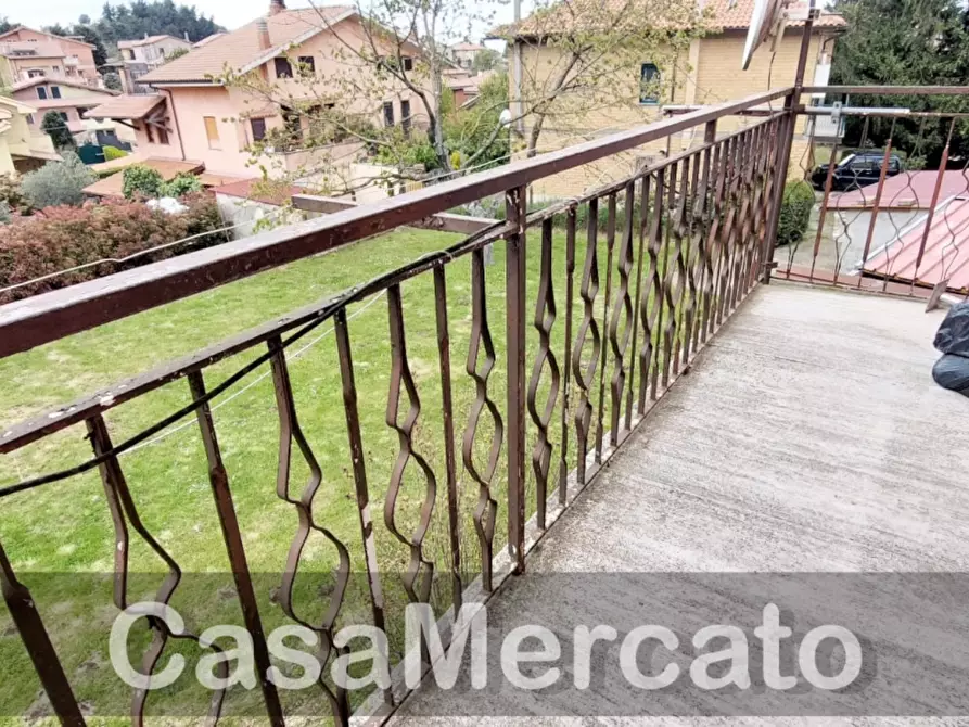 Immagine 15 di Trilocale in vendita  a Rocca Di Papa