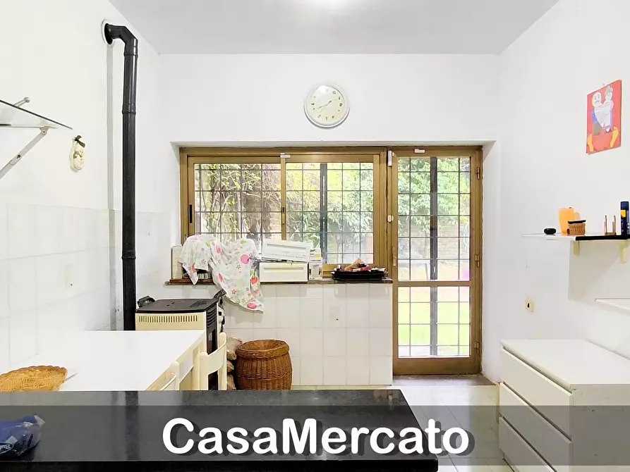 Immagine 14 di Quadrilocale in affitto  in Via Valle Petrucola a Nemi