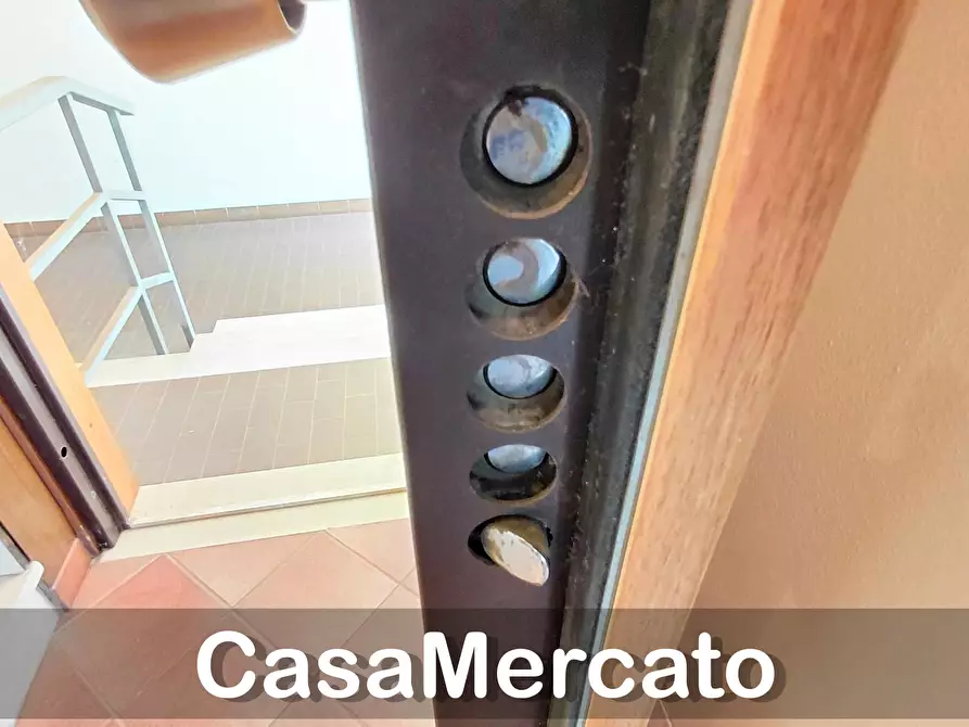 Immagine 34 di Quadrilocale in vendita  in Via Roma a Rocca Di Papa