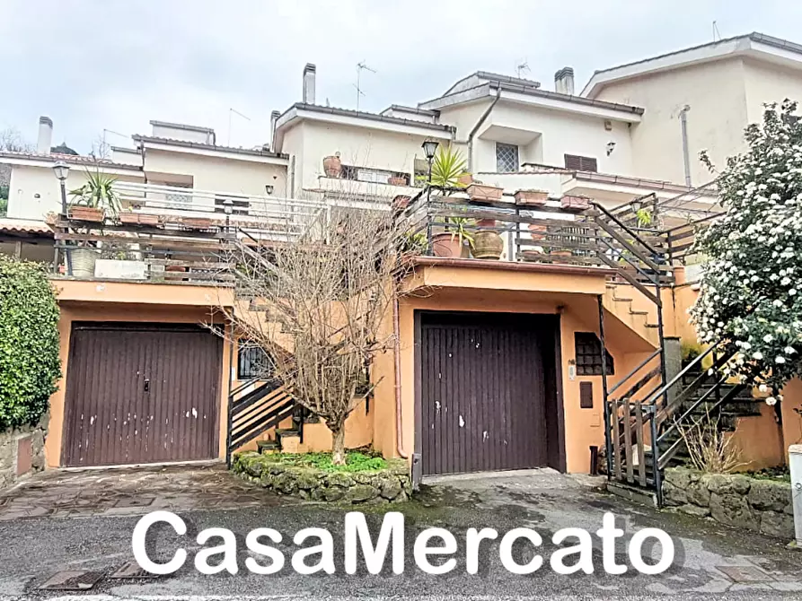 Immagine 2 di Quadrilocale in vendita  in Via Borgo Valle Vergine Campagna 13 a Rocca Di Papa