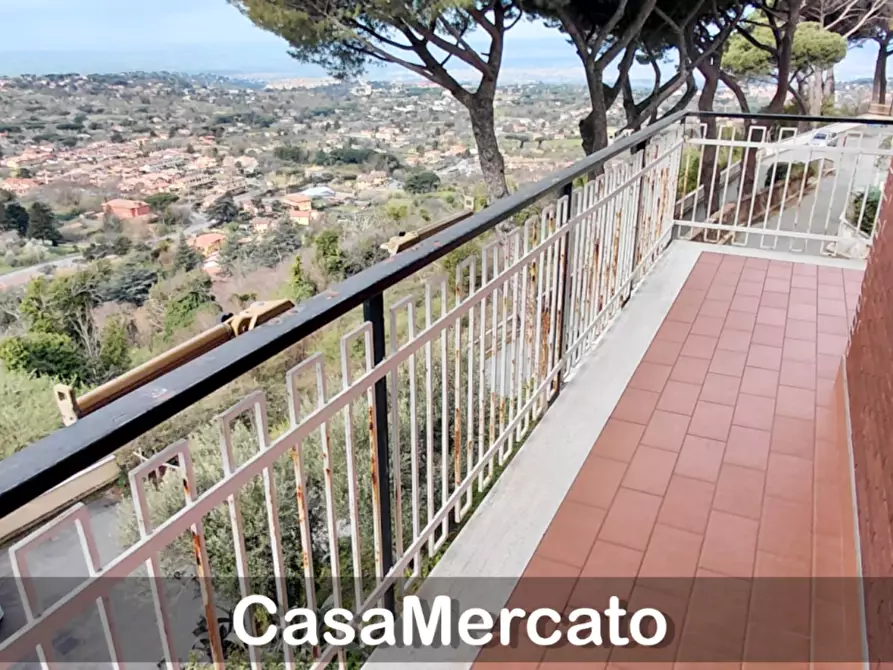 Immagine 26 di Trilocale in vendita  in Via Ovidio a Rocca Di Papa