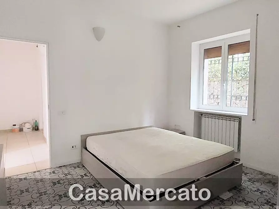 Immagine 11 di Bilocale in vendita  in Via Roma a Rocca Di Papa