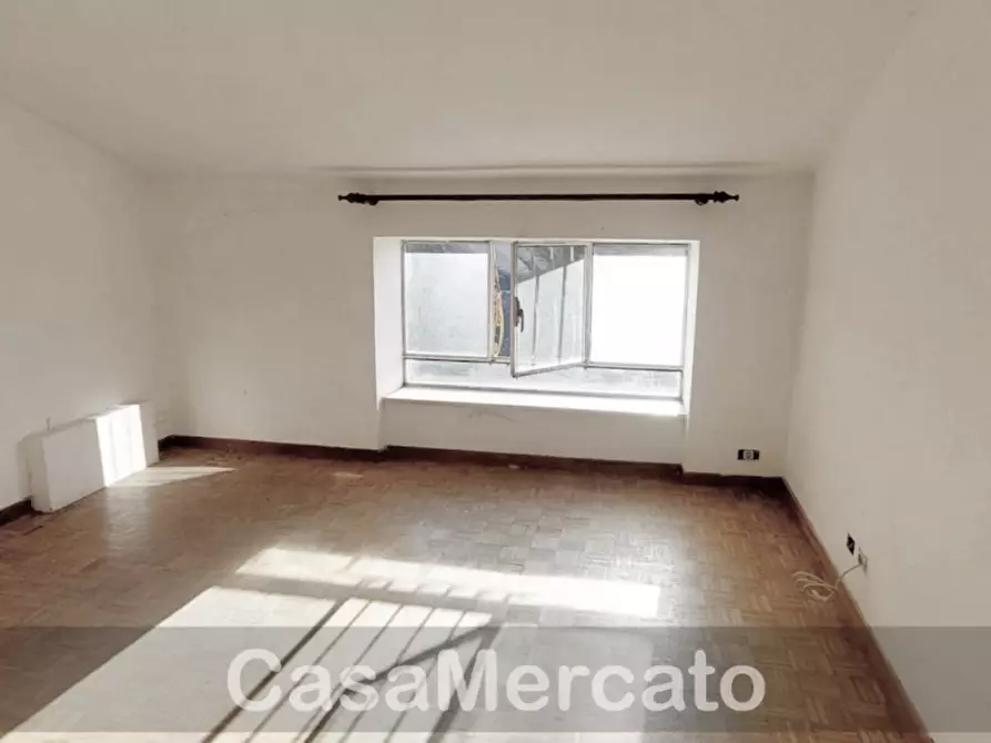 Immagine 5 di Trilocale in vendita  in via Palazzolo a Rocca Di Papa