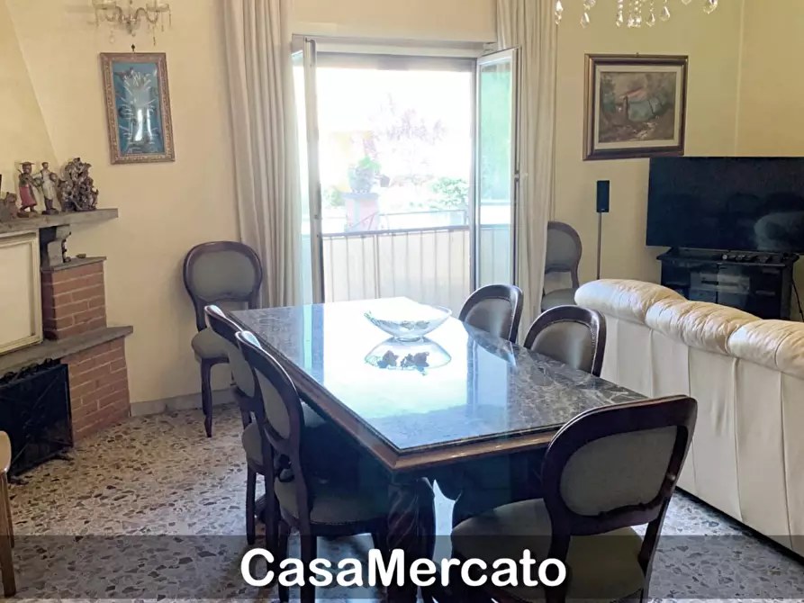 Immagine 4 di Trilocale in vendita  in Viale dei Pini a Montecompatri