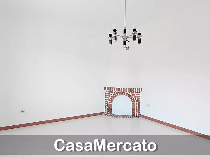Immagine 4 di Pentalocale in affitto  in Viale dei Pini a Montecompatri