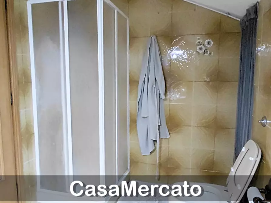 Immagine 21 di Trilocale in vendita  in Via Roma a Rocca Di Papa