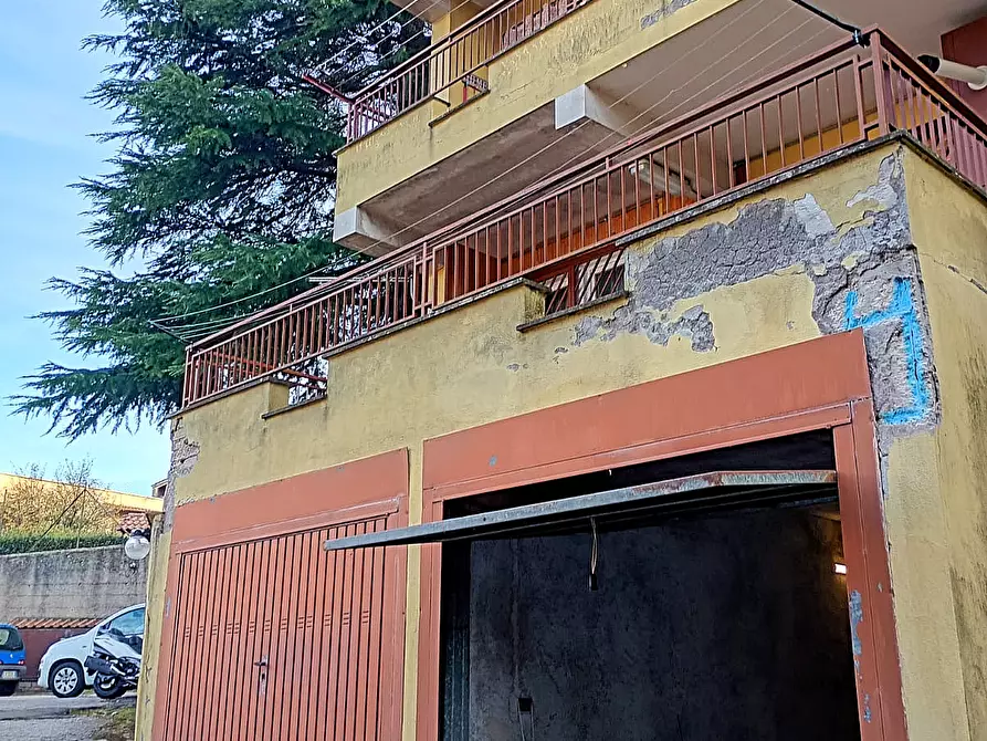 Immagine 3 di Garage in vendita  a Rocca Di Papa