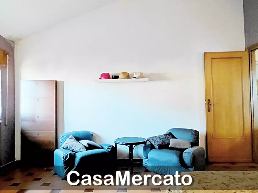 Immagine 15 di Trilocale in vendita  in Via Roma a Rocca Di Papa