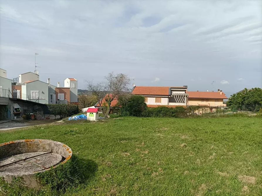 Immagine 5 di Terreno edificabile in vendita  a Acquaviva Picena