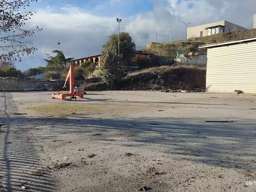 Immagine 17 di Capannone industriale in vendita  in Strada Statale 17 a Barisciano
