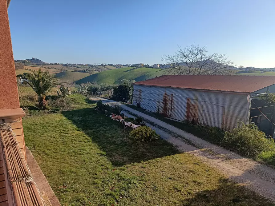 Immagine 31 di Rustico / casale in vendita  a Monsampolo Del Tronto