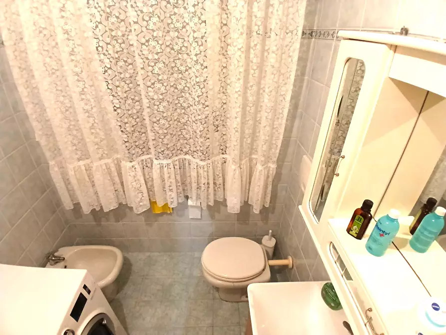 Immagine 17 di Appartamento in vendita  a San Benedetto Del Tronto