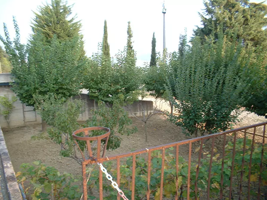 Immagine 15 di Casa indipendente in vendita  a Fermo