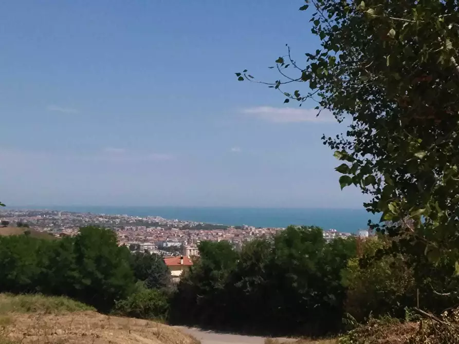 Immagine 7 di Casa indipendente in vendita  a Tortoreto