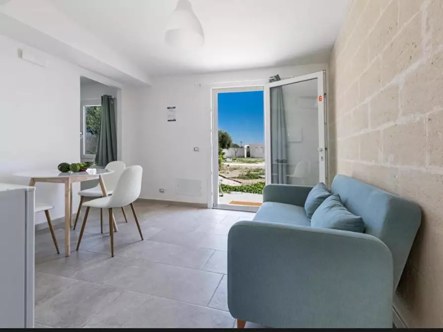 Immagine 19 di Casa indipendente in vendita  a Pulsano