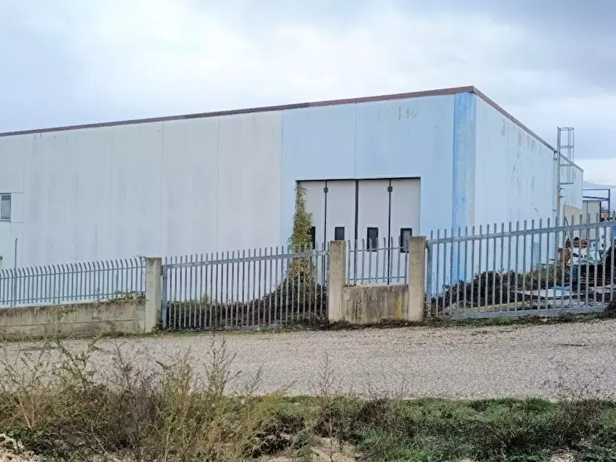 Immagine 5 di Capannone industriale in vendita  in Strada Statale 17 a Barisciano