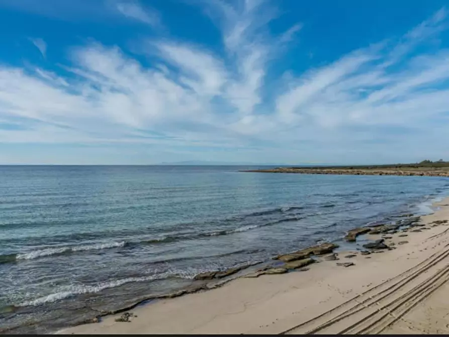 Immagine 12 di Casa vacanze in vendita  a Pulsano