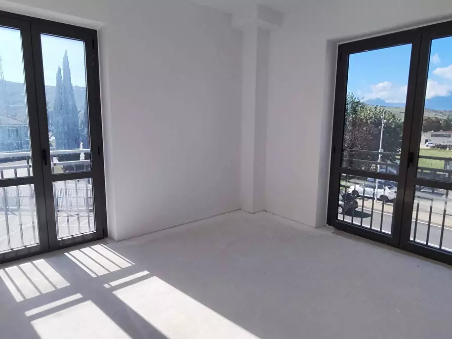 Immagine 16 di Palazzo in vendita  a Spinetoli