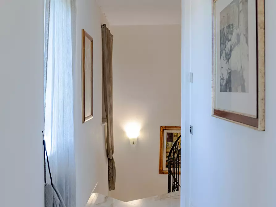 Immagine 64 di Casa indipendente in vendita  a Sarzana