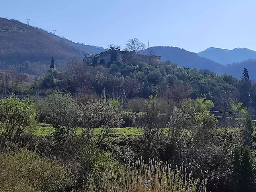 Immagine 42 di Palazzo in vendita  a Fisciano