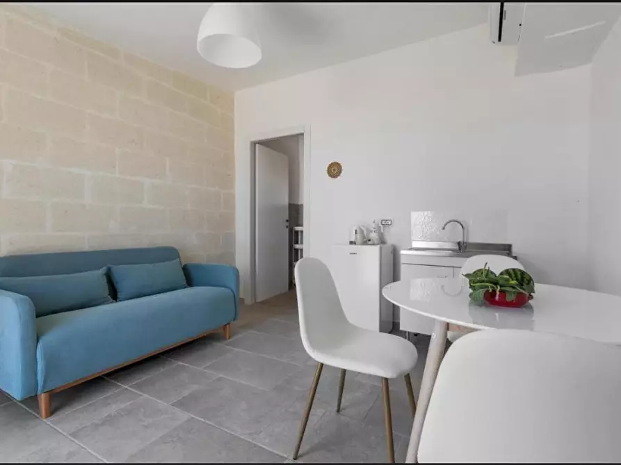 Immagine 18 di Casa indipendente in vendita  a Pulsano