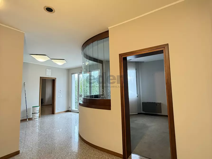 Immagine 6 di Ufficio in affitto  in Via Vittorio Bottego 49 a Modena