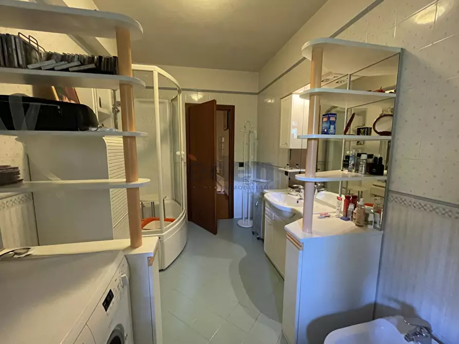 Immagine 47 di Quadrilocale in vendita  in Piazza Guido Rossa 8 a Modena