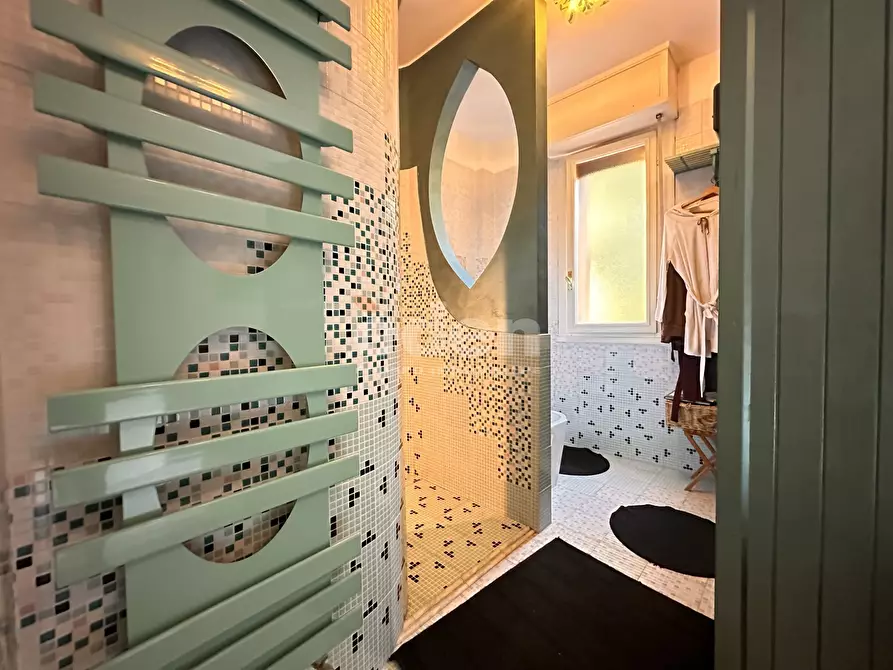 Immagine 23 di Quadrilocale in vendita  in Piazza Guido Rossa 8 a Modena