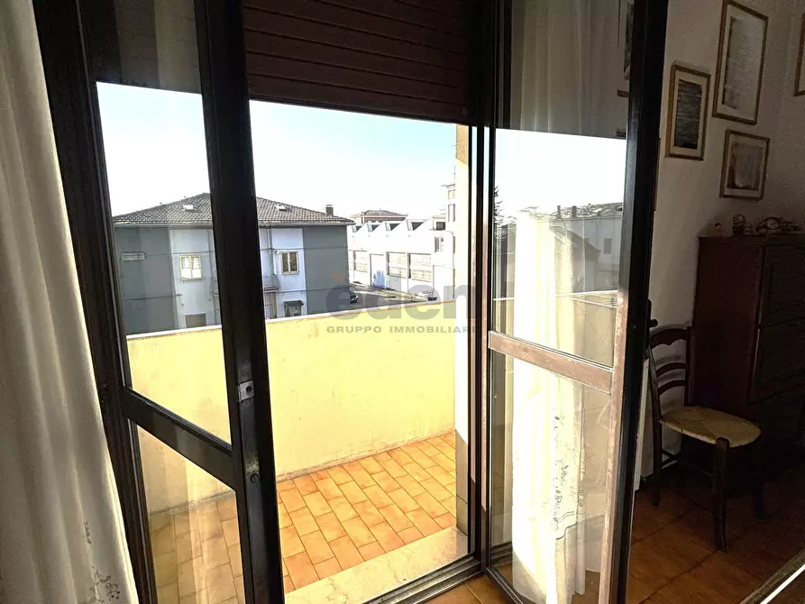 Immagine 9 di Trilocale in vendita  in STRADA DI SALICETO PANARO 211 a Modena