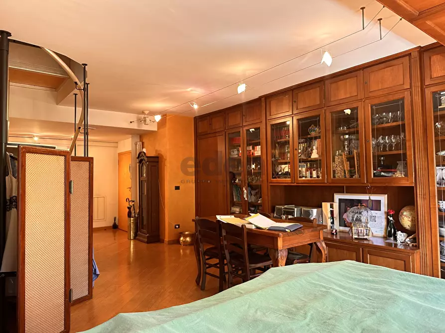 Immagine 39 di Quadrilocale in vendita  in Piazza Guido Rossa 8 a Modena