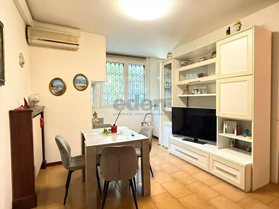 Immagine 2 di Quadrilocale in vendita  in Via Claudio Galeno 62 a Modena