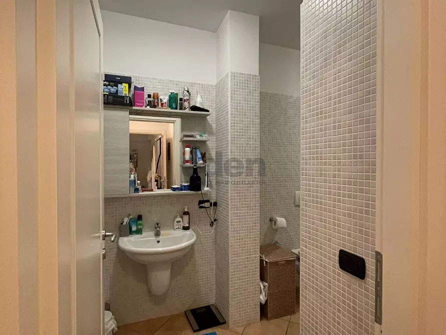 Immagine 18 di Trilocale in affitto  in Via Renato Guttuso 55 a Modena