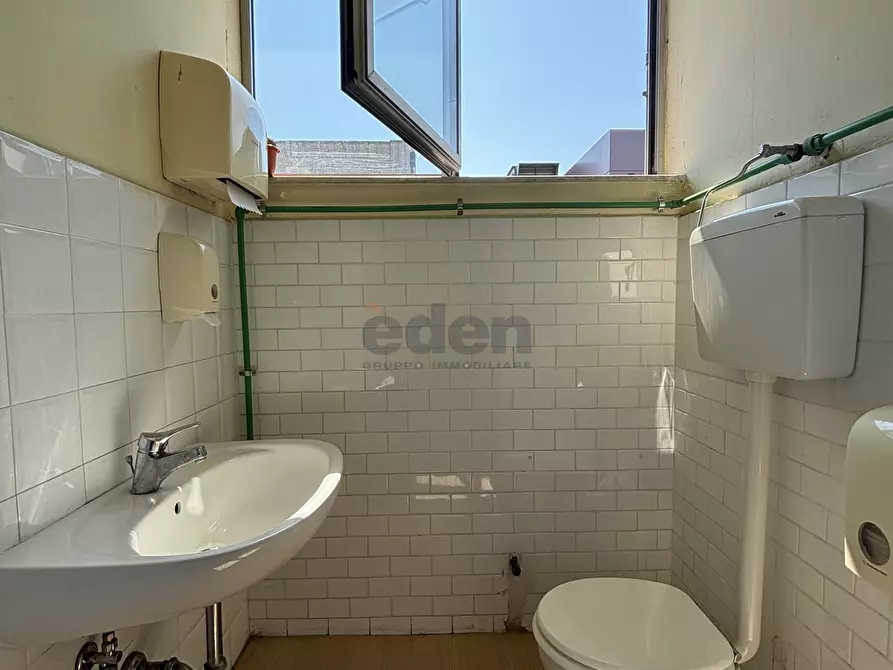 Immagine 29 di Capannone industriale in vendita  in Via Silvino Folloni 7 a Modena