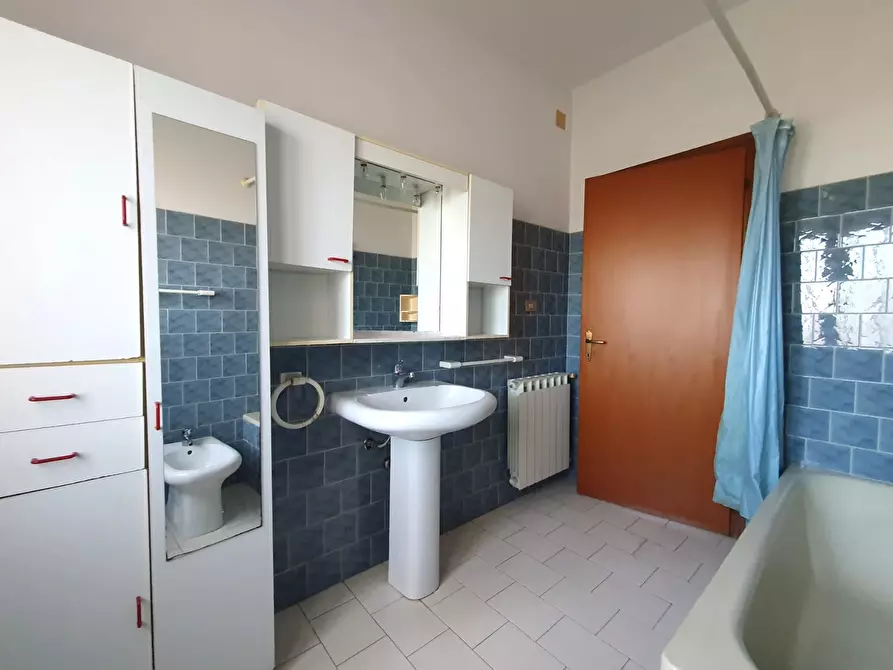 Immagine 44 di Appartamento in vendita  a Senorbì