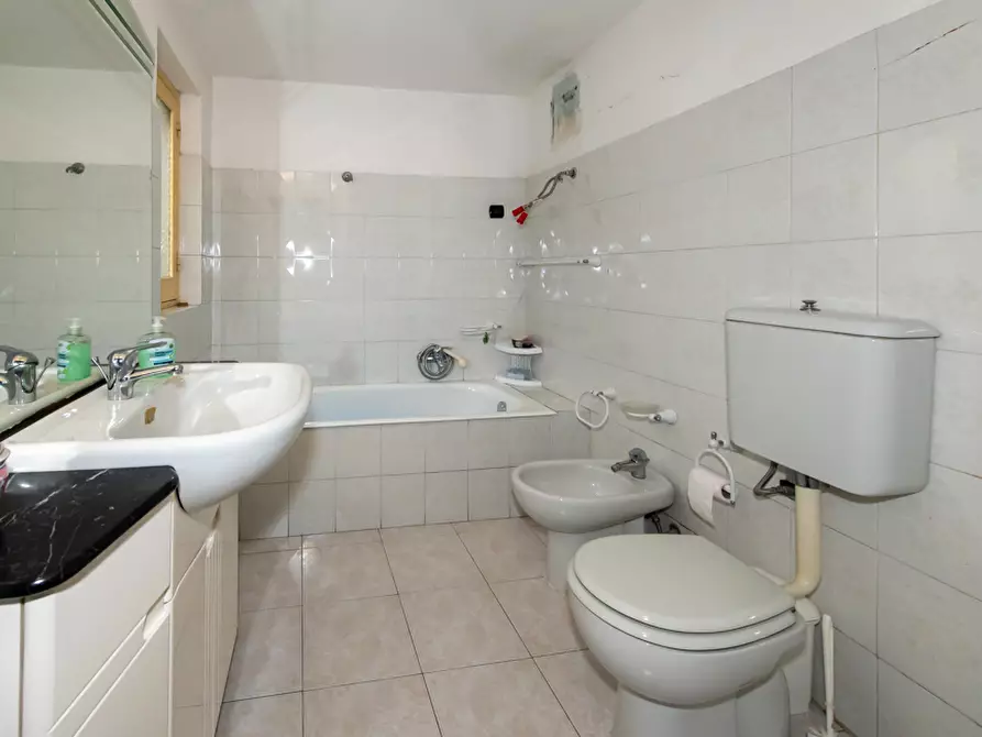 Immagine 15 di Casa indipendente in vendita  a Selargius