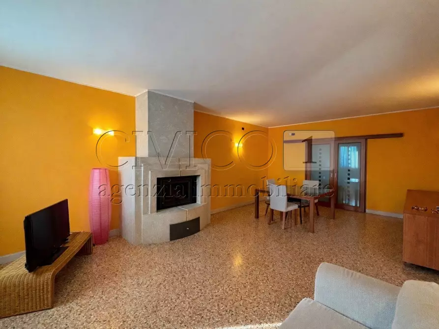 Immagine 6 di Porzione di casa in vendita  in Via Ore 7 a Barbarano Mossano