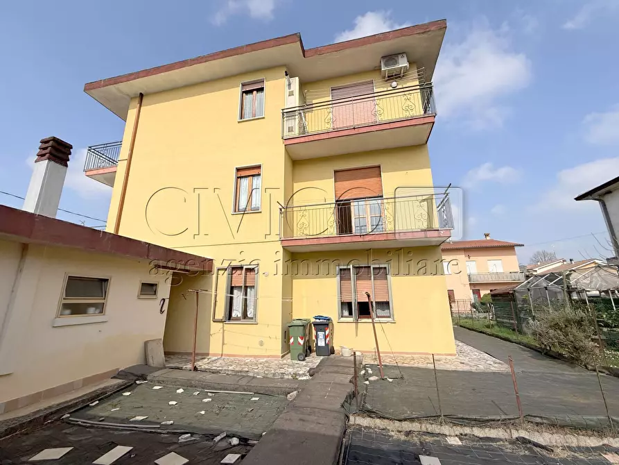 Immagine 26 di Appartamento in vendita  in Via Monte Pasubio 7 a Quinto Vicentino