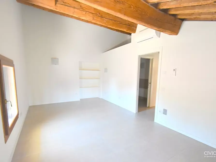 Immagine 21 di Casa bifamiliare in affitto  in Via Paradiso a Quinto Vicentino