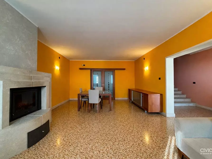 Immagine 7 di Porzione di casa in vendita  in Via Ore 7 a Barbarano Mossano
