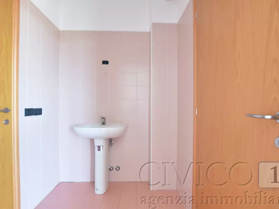 Immagine 9 di Ufficio in affitto  in Via Euganea a Selvazzano Dentro