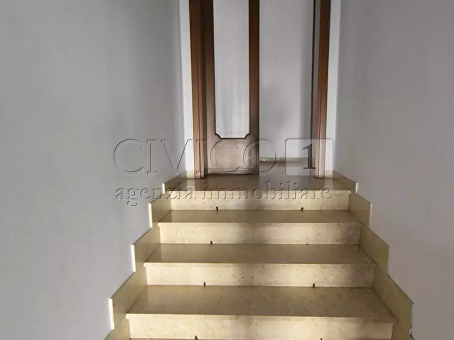 Immagine 13 di Casa bifamiliare in affitto  in ViaLE DELLA PACE 100 a Vicenza