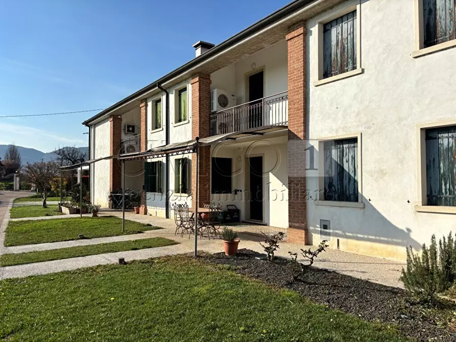 Immagine 29 di Porzione di casa in vendita  in Via Ore 7 a Barbarano Mossano