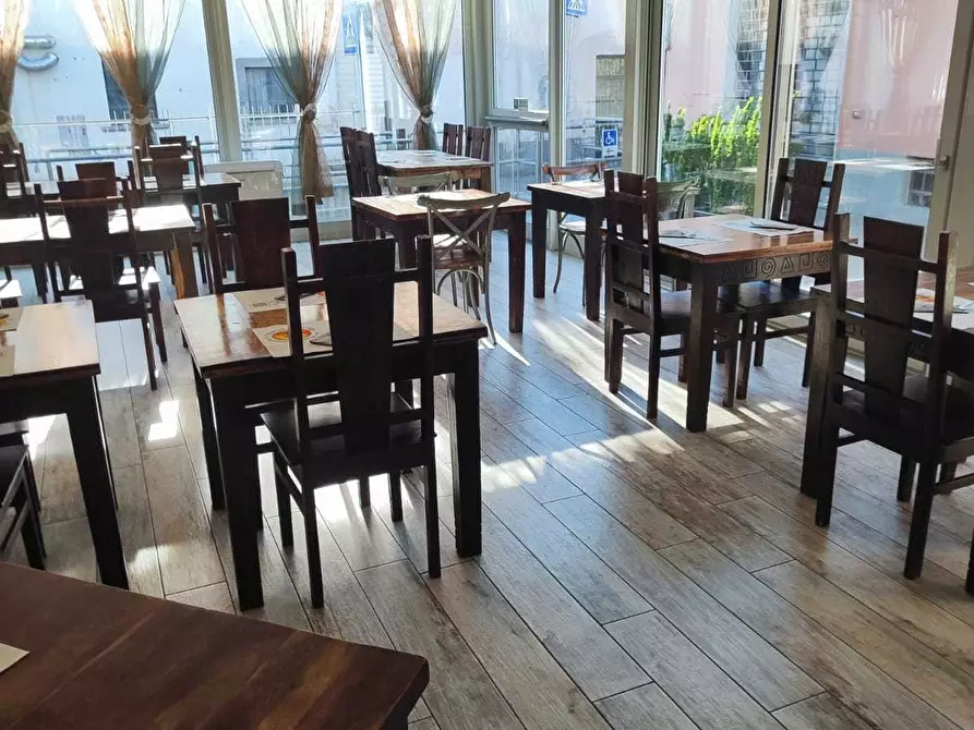 Immagine 6 di Bar / Ristorante in vendita  a Somma Lombardo