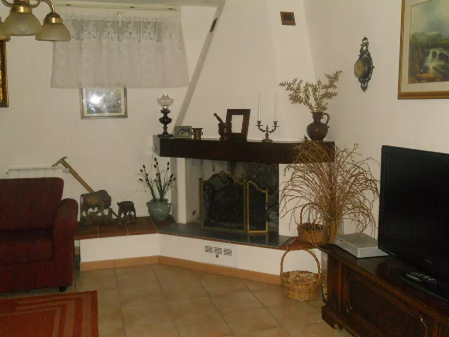 Immagine 45 di Casa semindipendente in vendita  in Via Caffaggiola 37 a Ortonovo