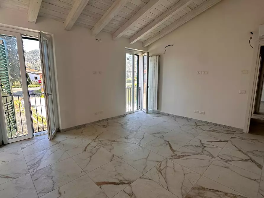 Immagine 8 di Casa semindipendente in vendita  in Via Litoranea 22 a Ameglia
