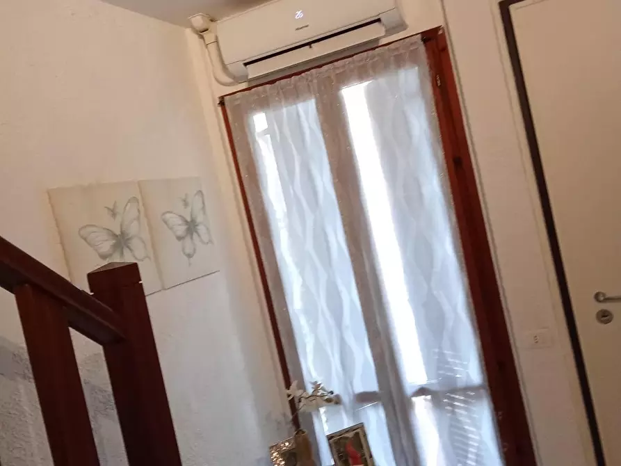 Immagine 11 di Casa semindipendente in vendita  in Via Fratelli Cervi 4 a Ortonovo