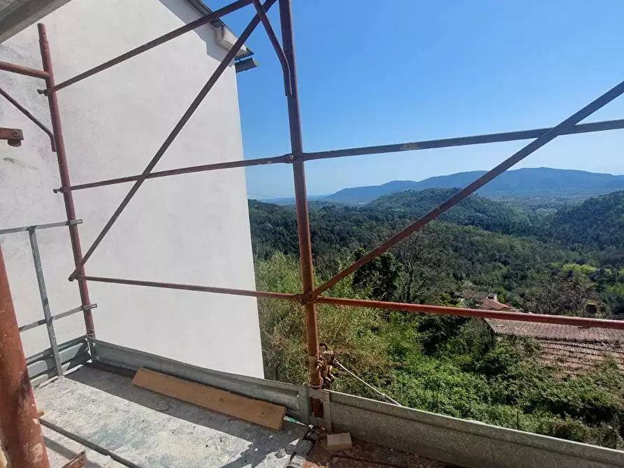 Immagine 8 di Casa semindipendente in vendita  in Via Belvedere 13 a Sarzana