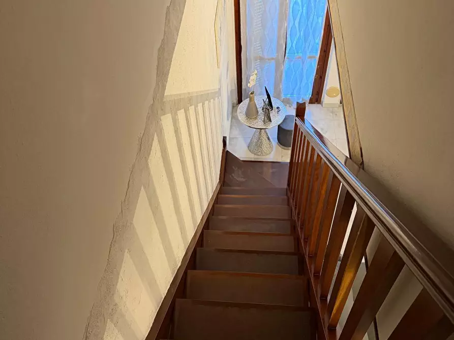 Immagine 28 di Casa semindipendente in vendita  in Via Fratelli Cervi 4 a Ortonovo