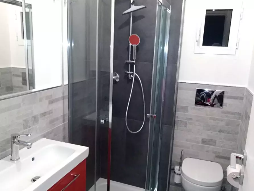 Immagine 41 di Casa semindipendente in vendita  in Viale Galileo Galilei a Carrara